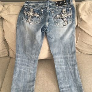 The Buckle “Miss Me” ankle- straight jeans size 28